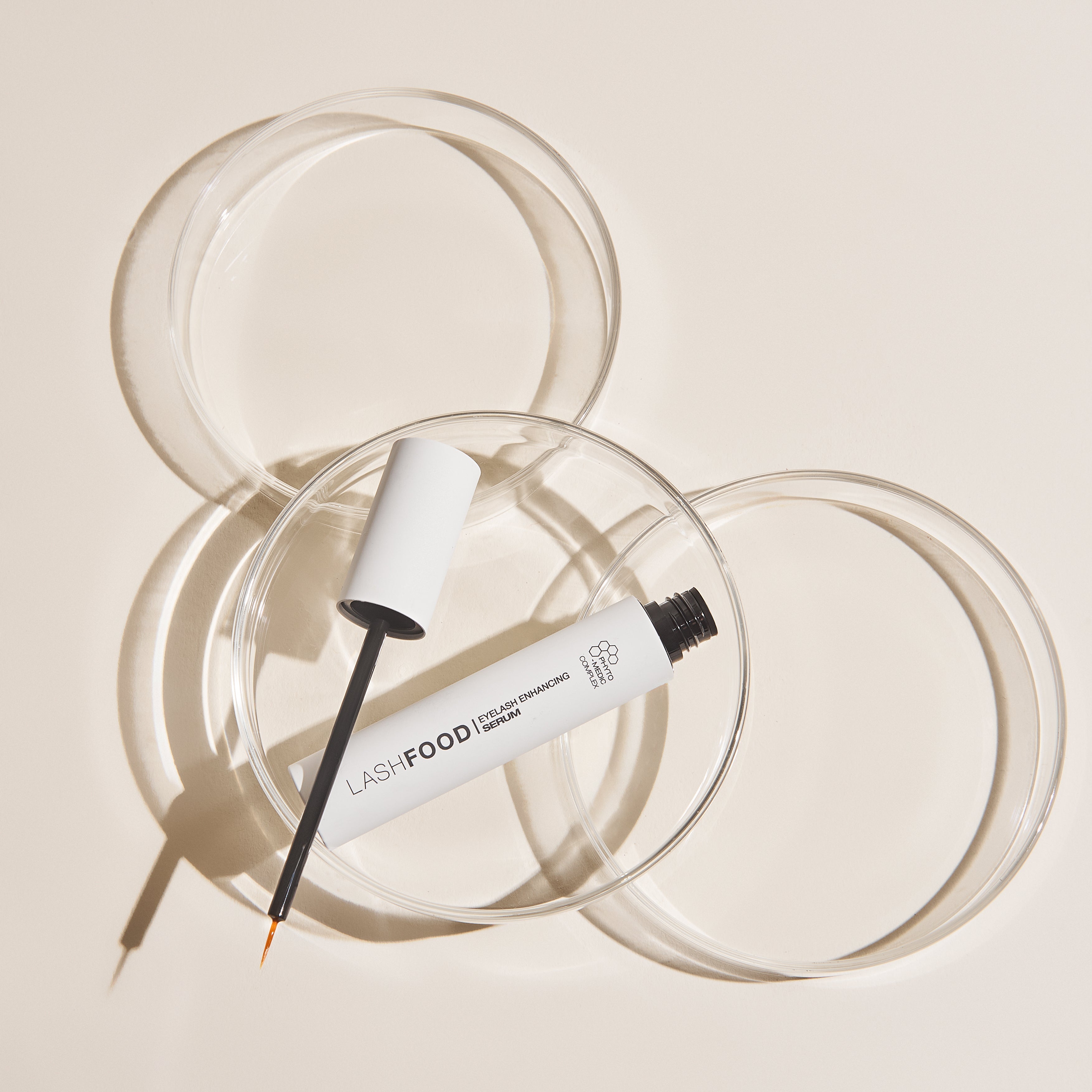 LASHFOOD Přírodní růstové sérum na řasy