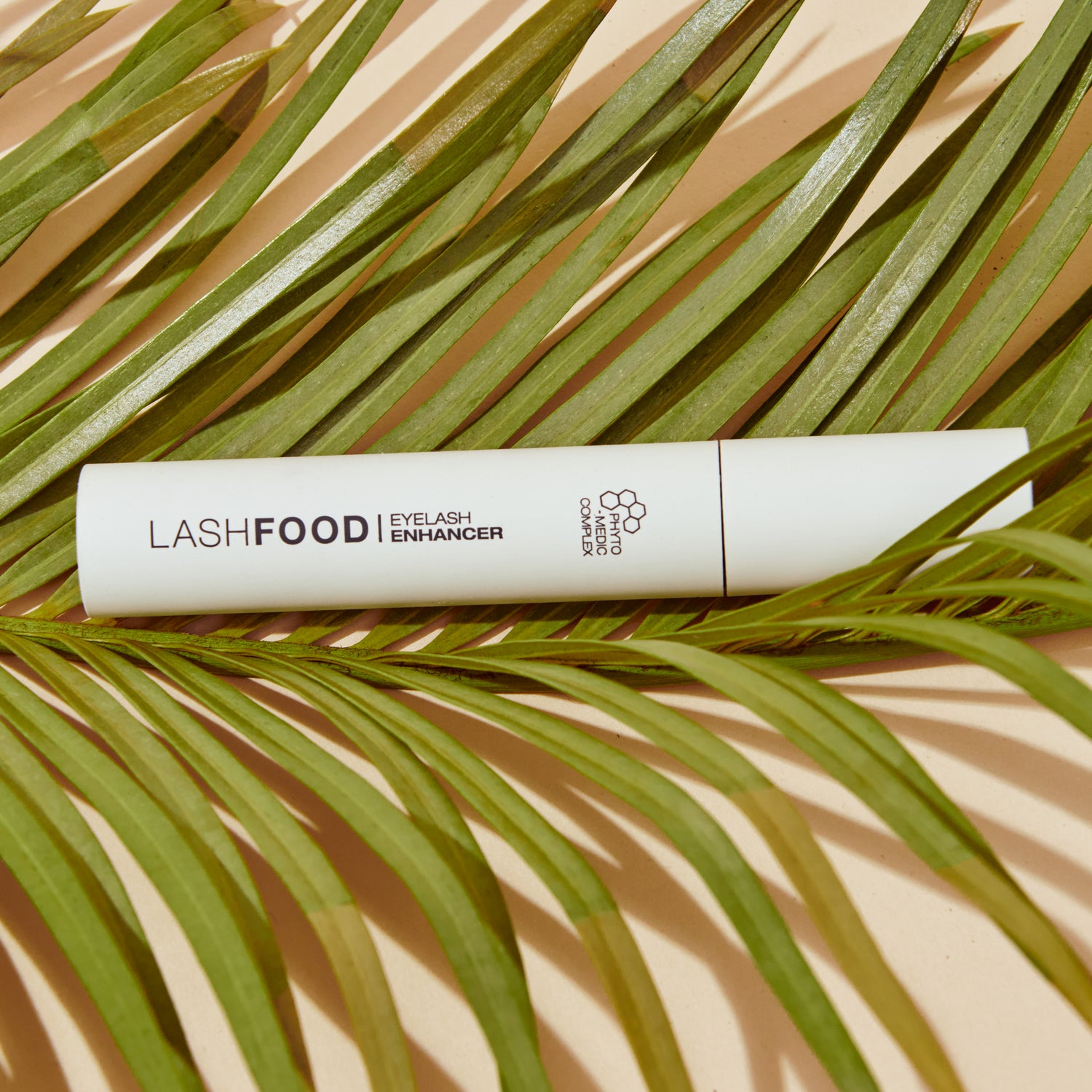 LASHFOOD Přírodní růstové sérum na řasy