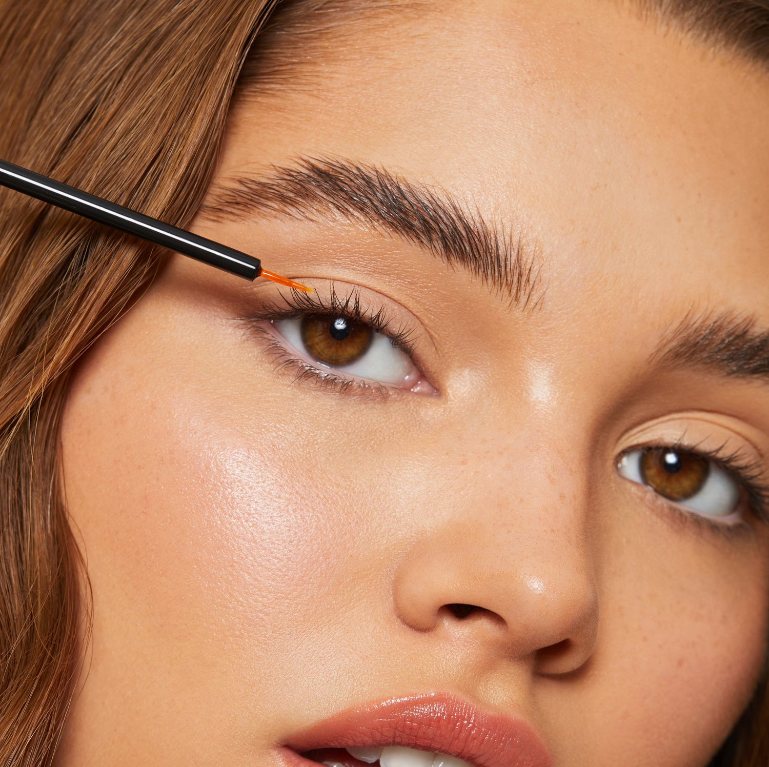 LASHFOOD Přírodní růstové sérum na řasy